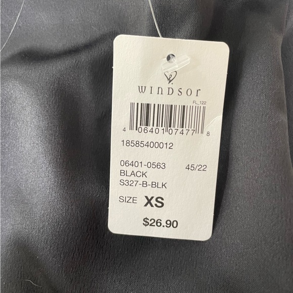 Wrap skirt with slit - Picture 2 of 2